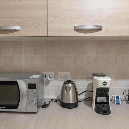 Inside Rome Apartment Exterior photo