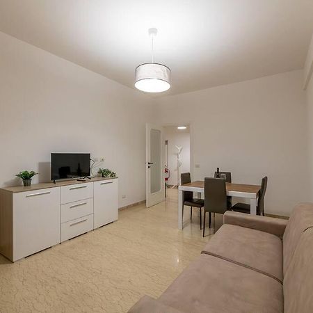 Inside Rome Apartment Exterior photo